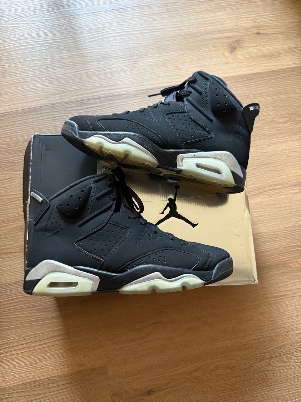Air Jordan 6 Retro Chrome Mens Size 8.5 Pre Owned